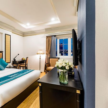 Ibiza Riverfront Da Nang Hotel Powered By Aston Exterior foto